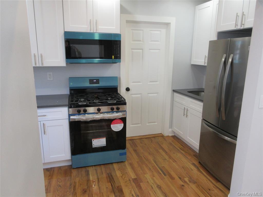 949 E 213th Street, Unit FL-2 photo 7