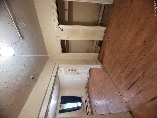 141 S William Street – For Sale photo 14