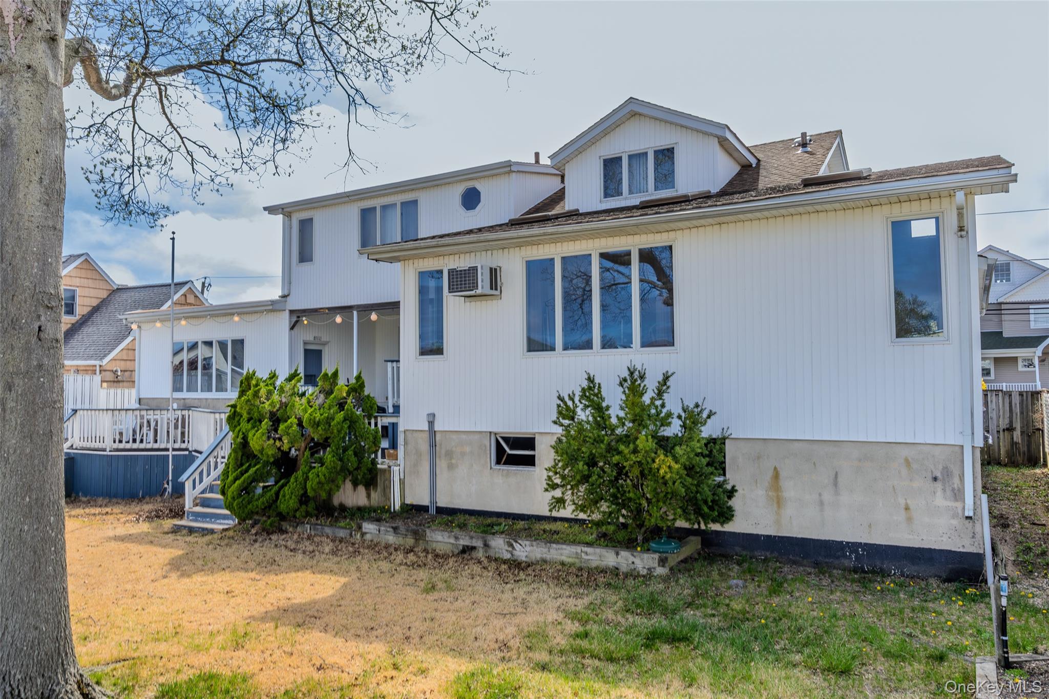 165 Gordon Place – For Sale photo 2