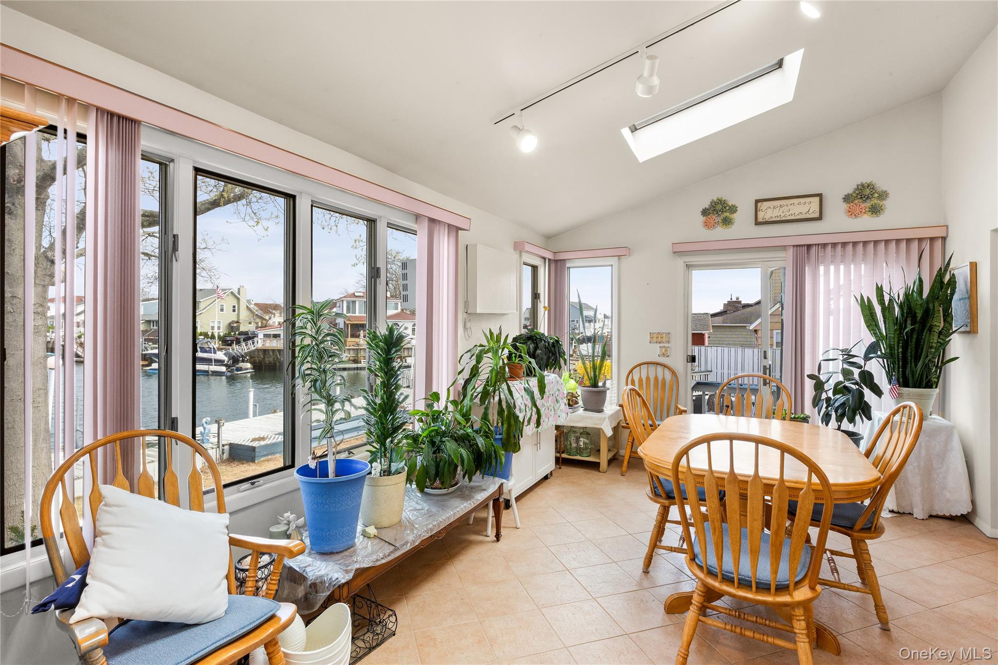 165 Gordon Place – For Sale photo 17