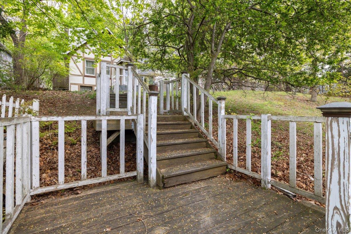 7 Amagansett Drive – For Sale photo 26