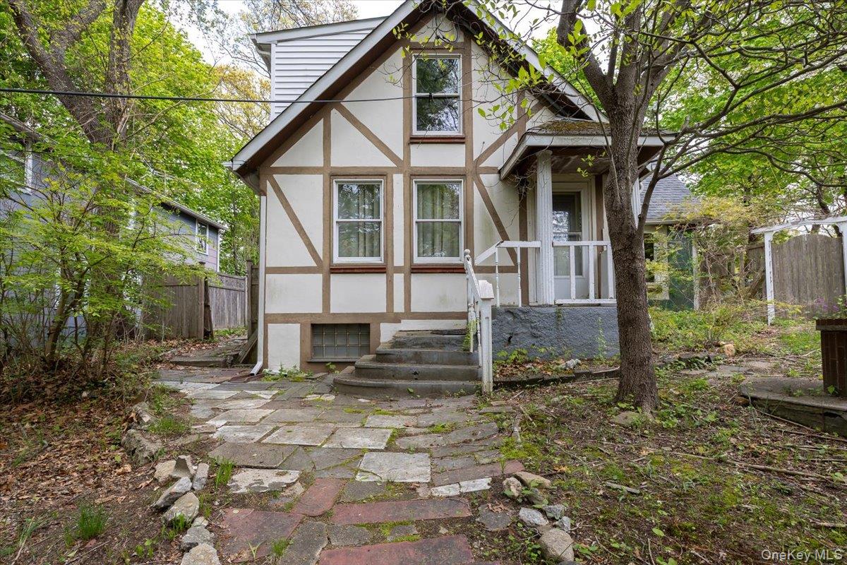 7 Amagansett Drive – For Sale