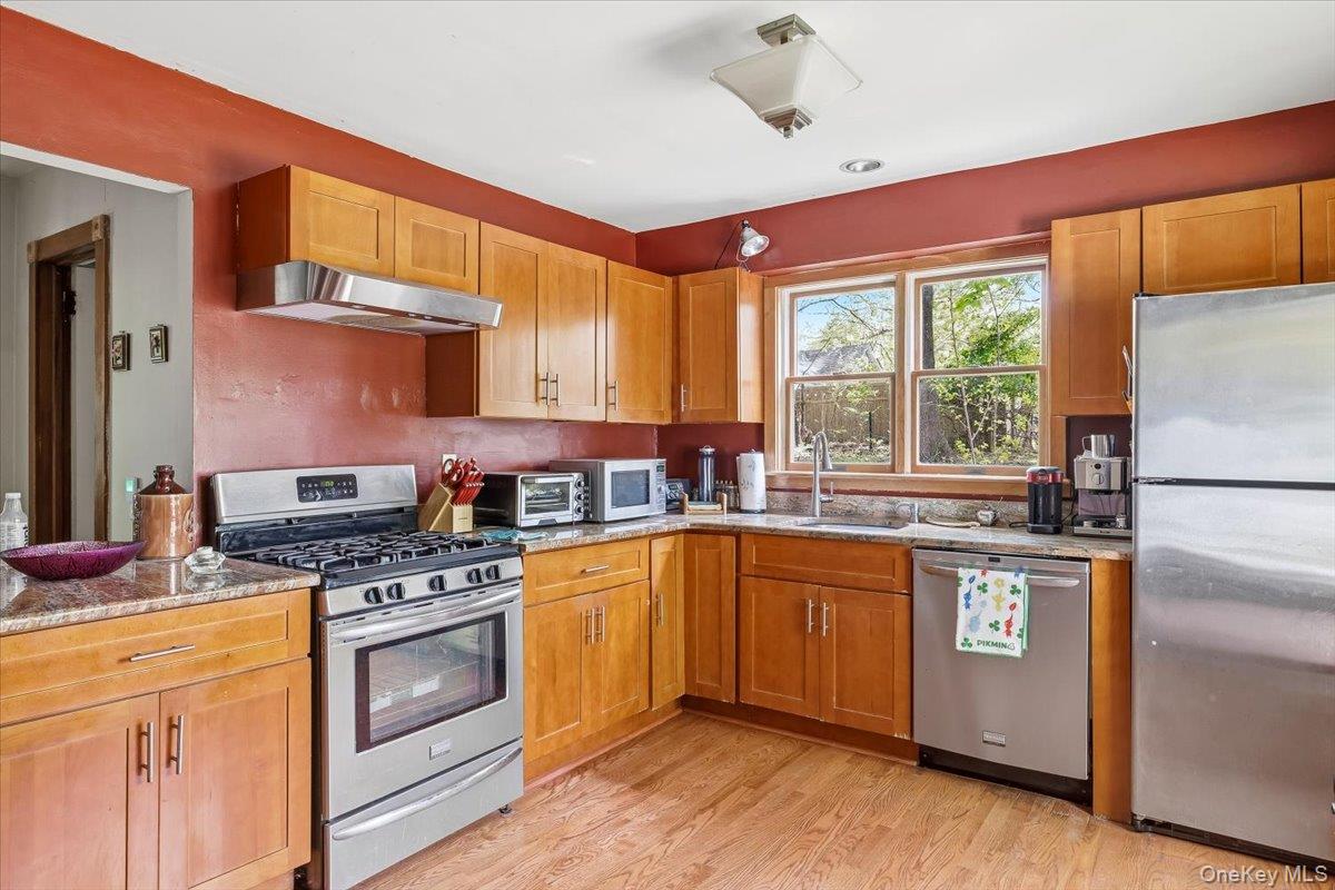 7 Amagansett Drive – For Sale photo 10