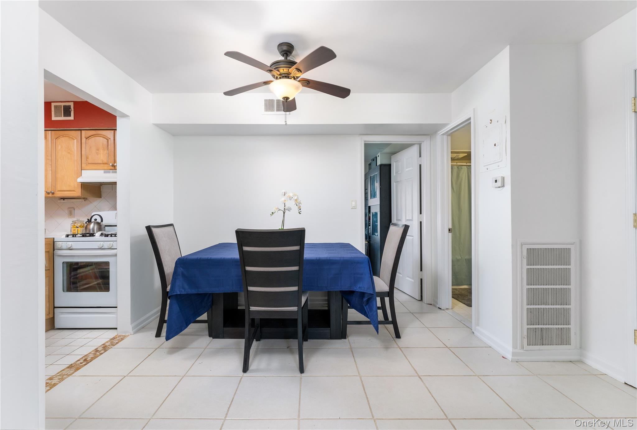 28 Bailey Court, Unit 28 photo 6
