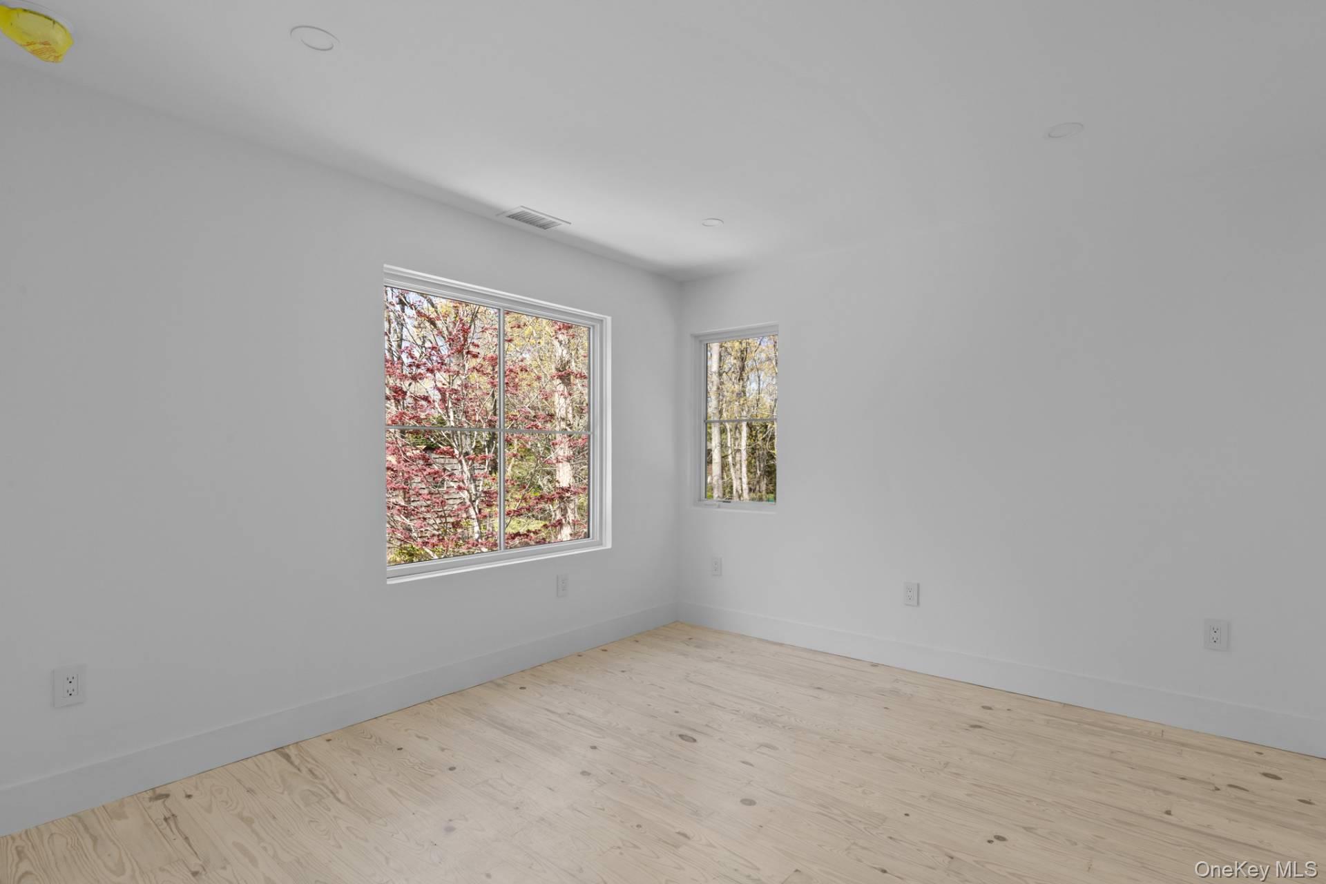 165 Roses Grove Road – For Sale photo 19