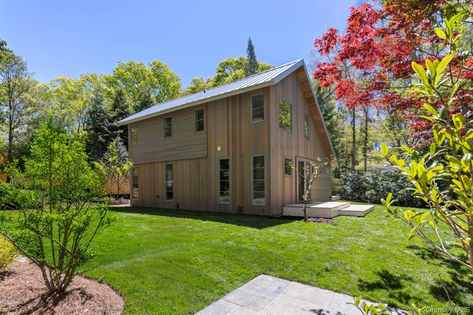 165 Roses Grove Road – For Sale