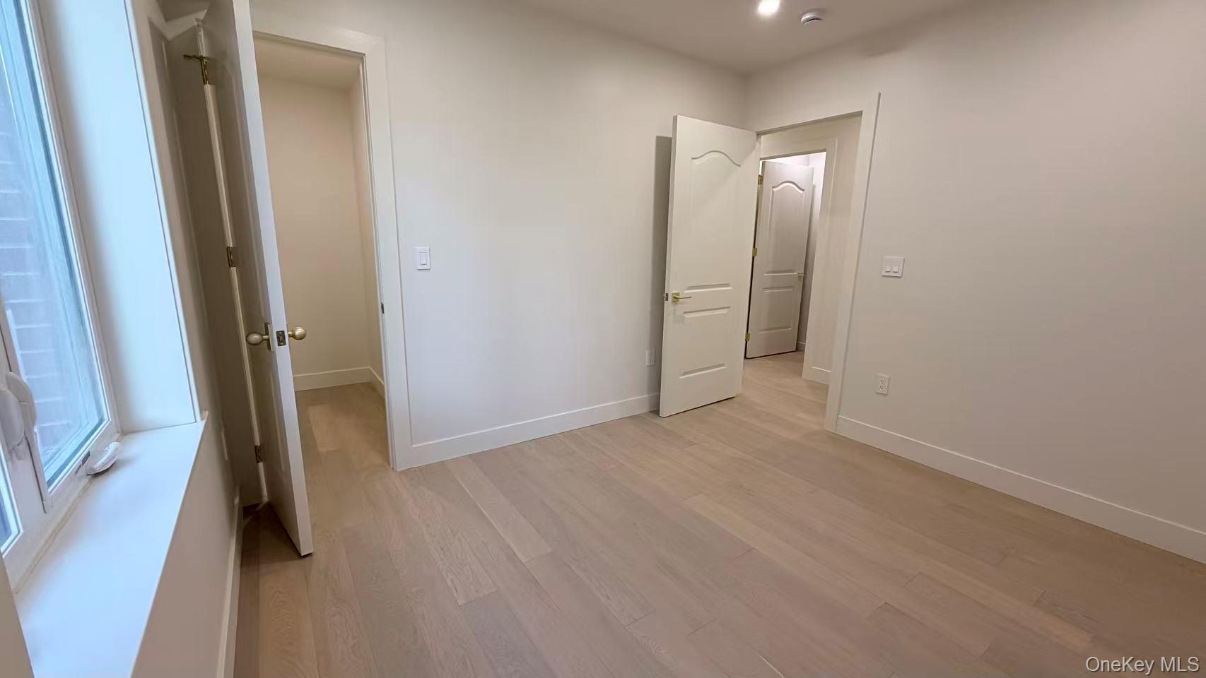 52-41 72nd Place – For Sale photo 7