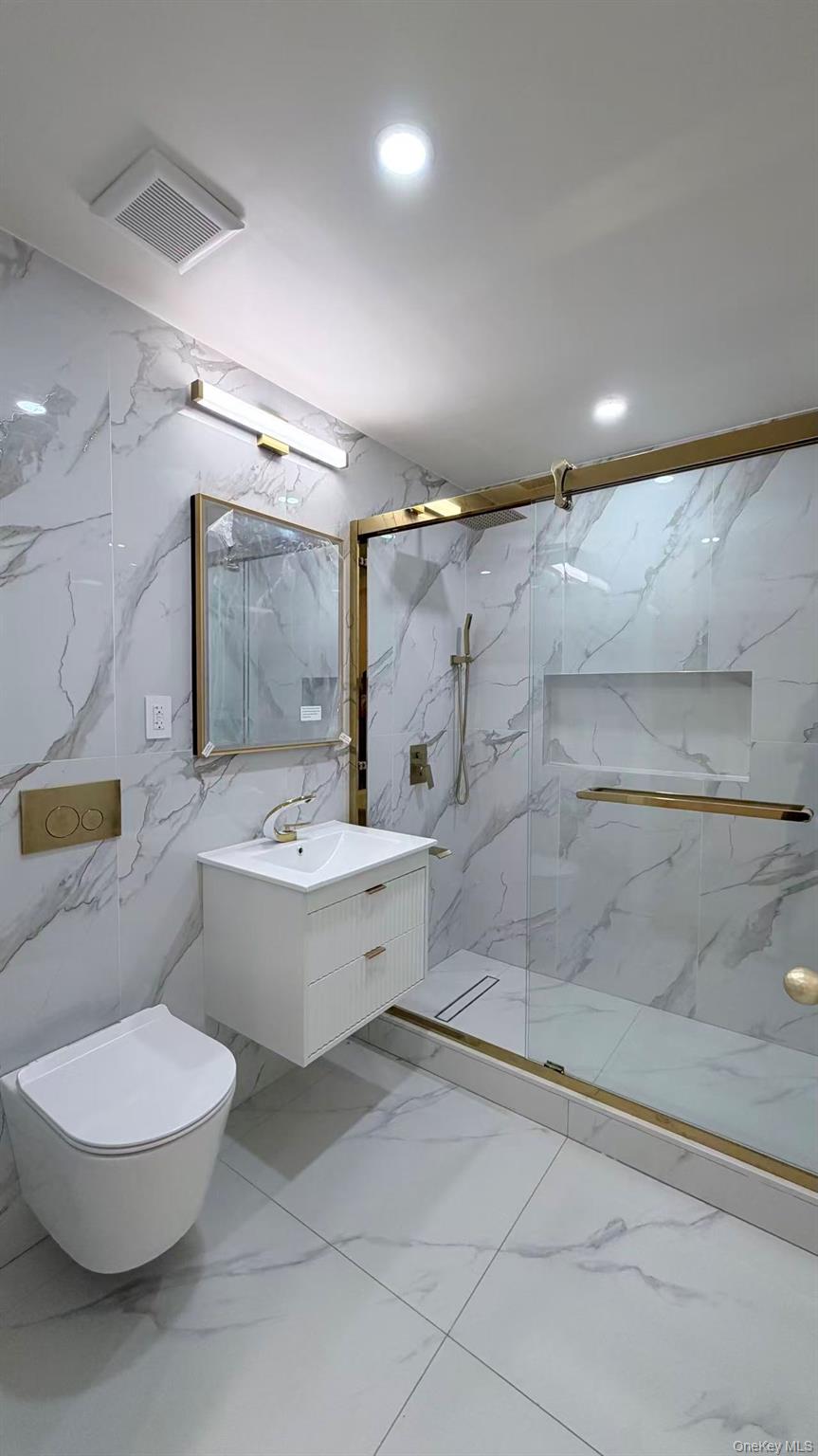 52-41 72nd Place – For Sale photo 8