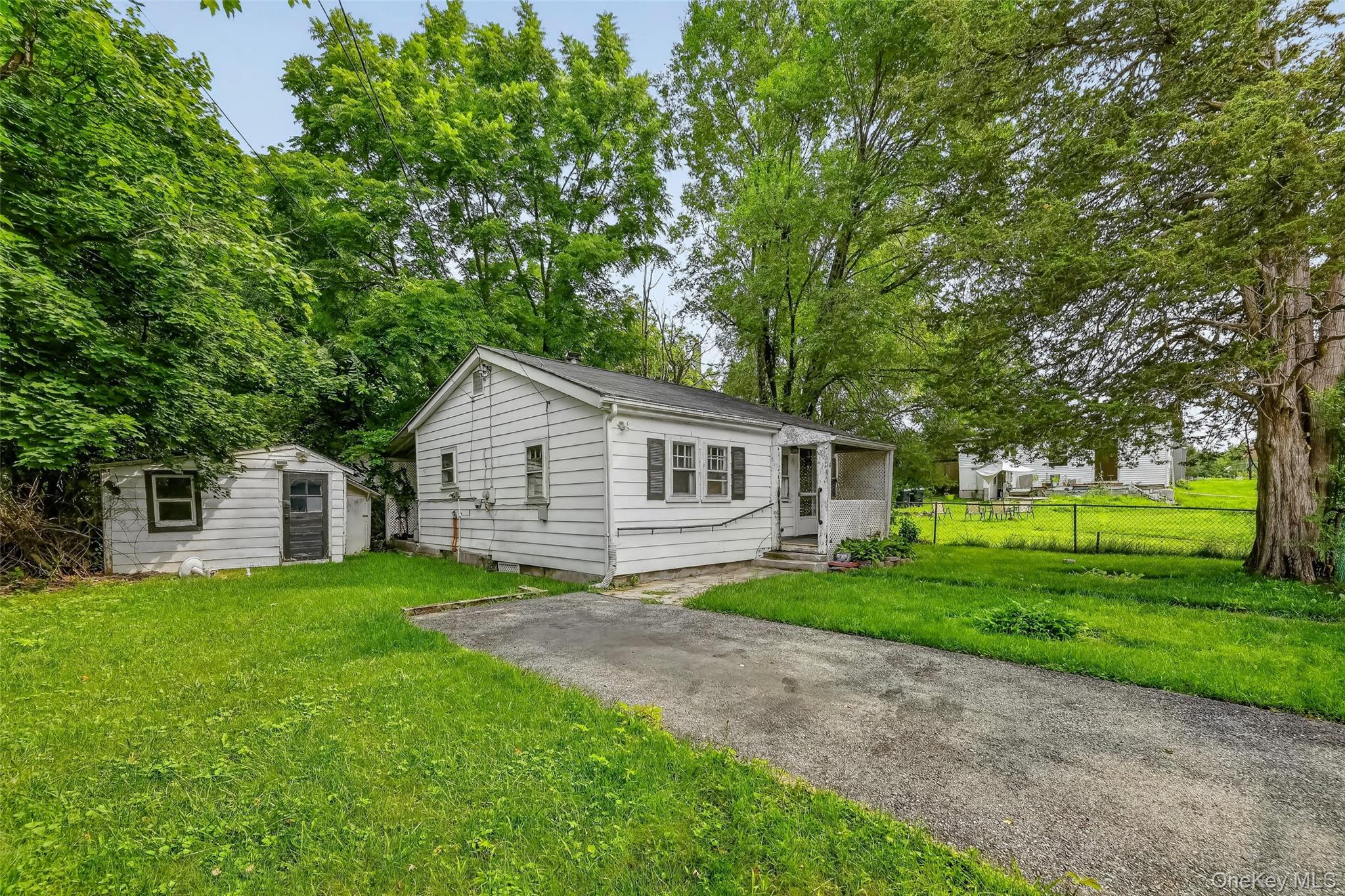 4 Benview Road – For Sale photo 26