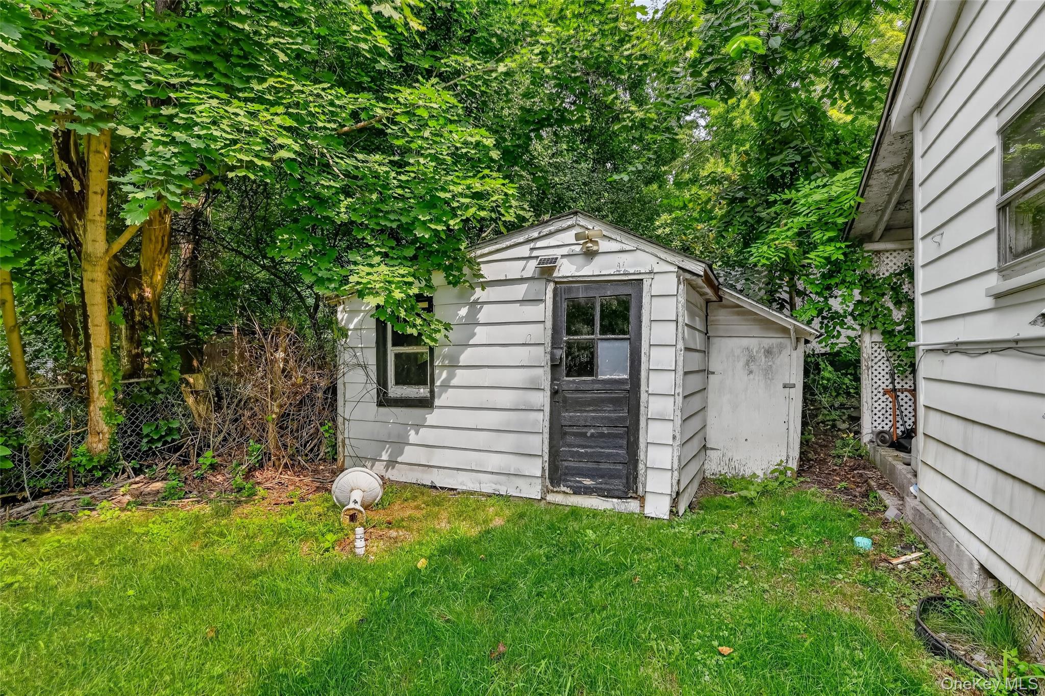 4 Benview Road – For Sale photo 25