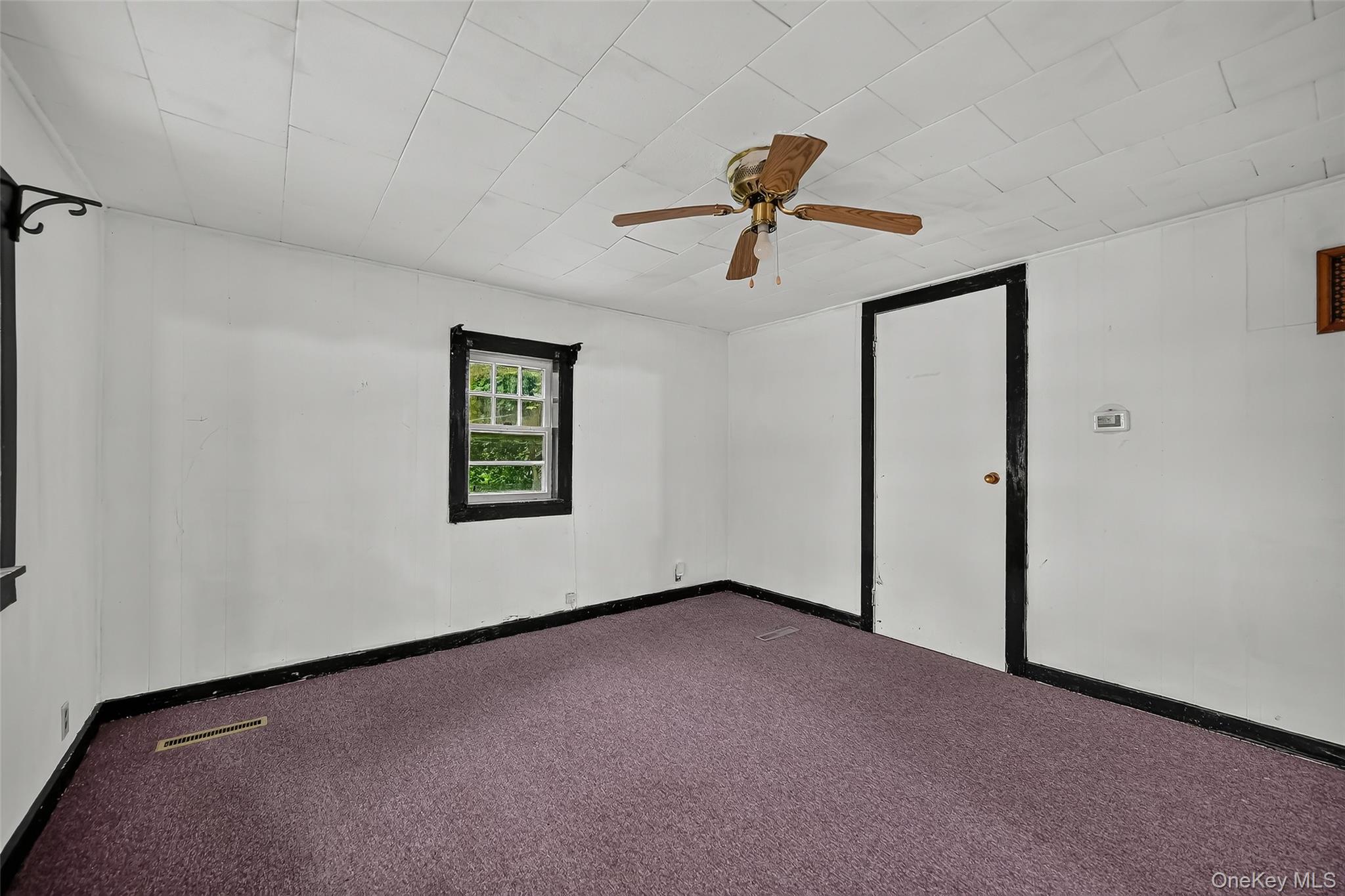 4 Benview Road – For Sale photo 12