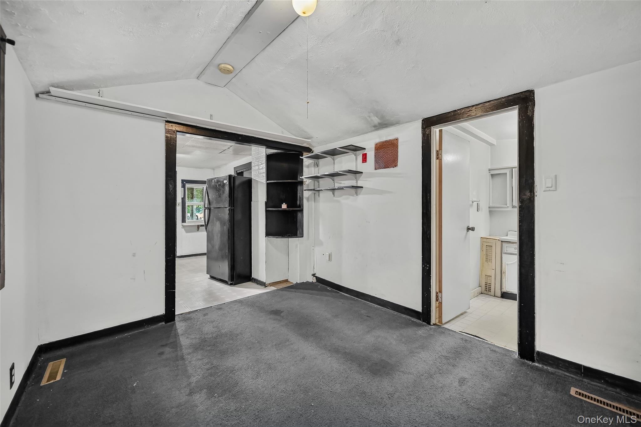 4 Benview Road – For Sale photo 18