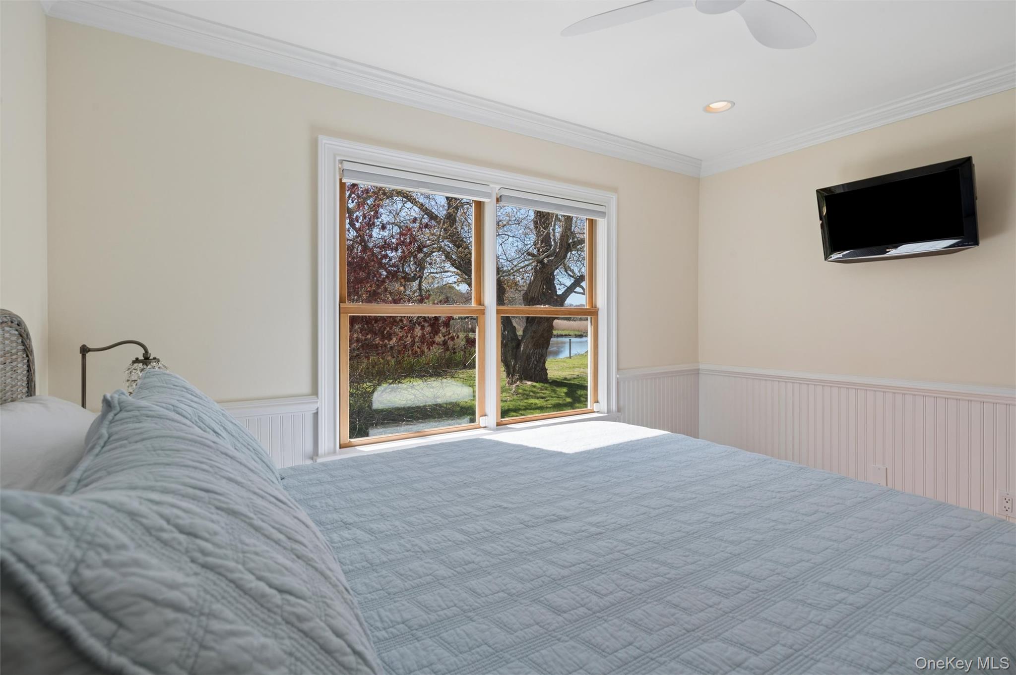 111 South Country Road – For Sale photo 20