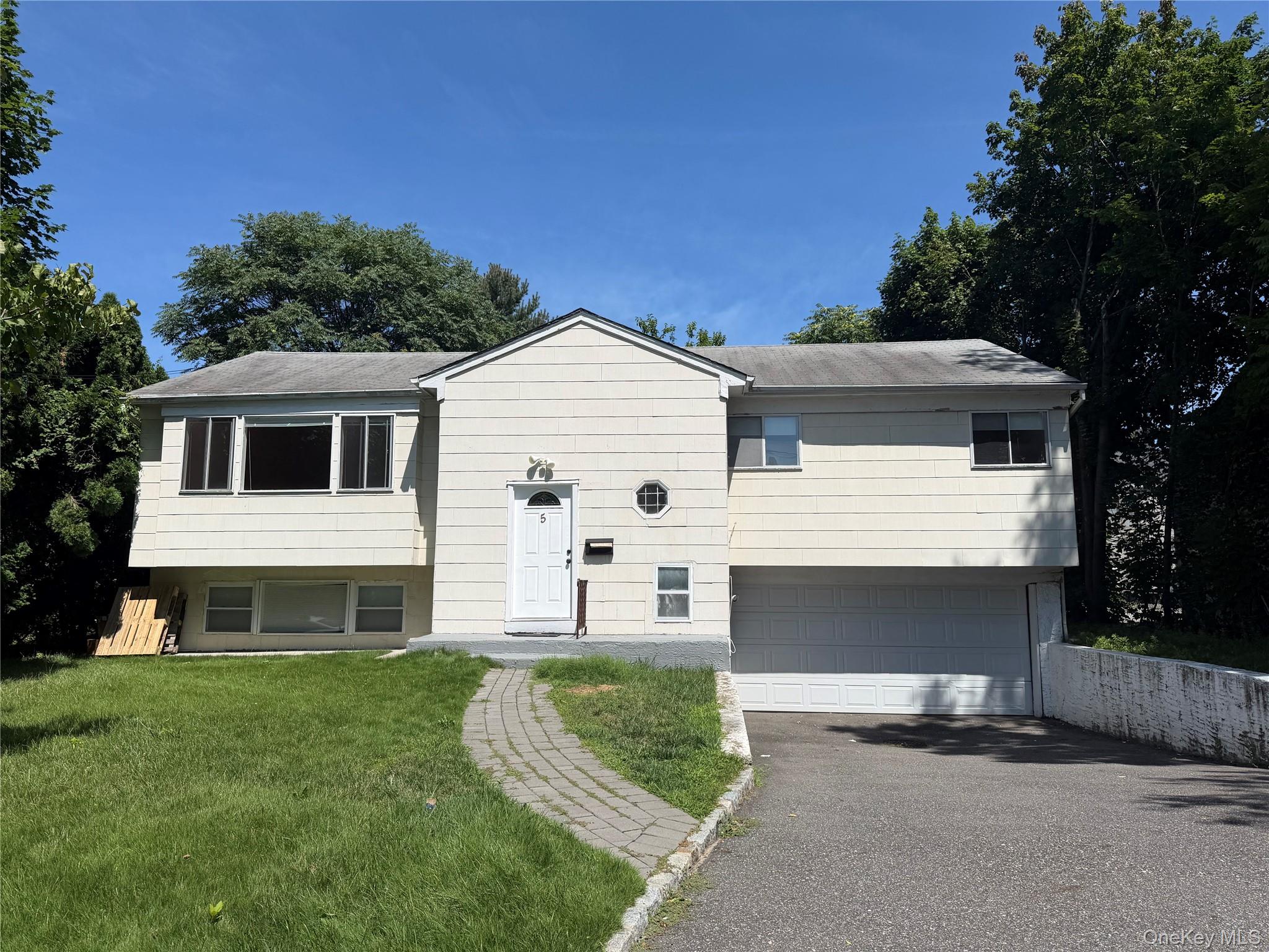5 Elm Street – For Sale photo 4