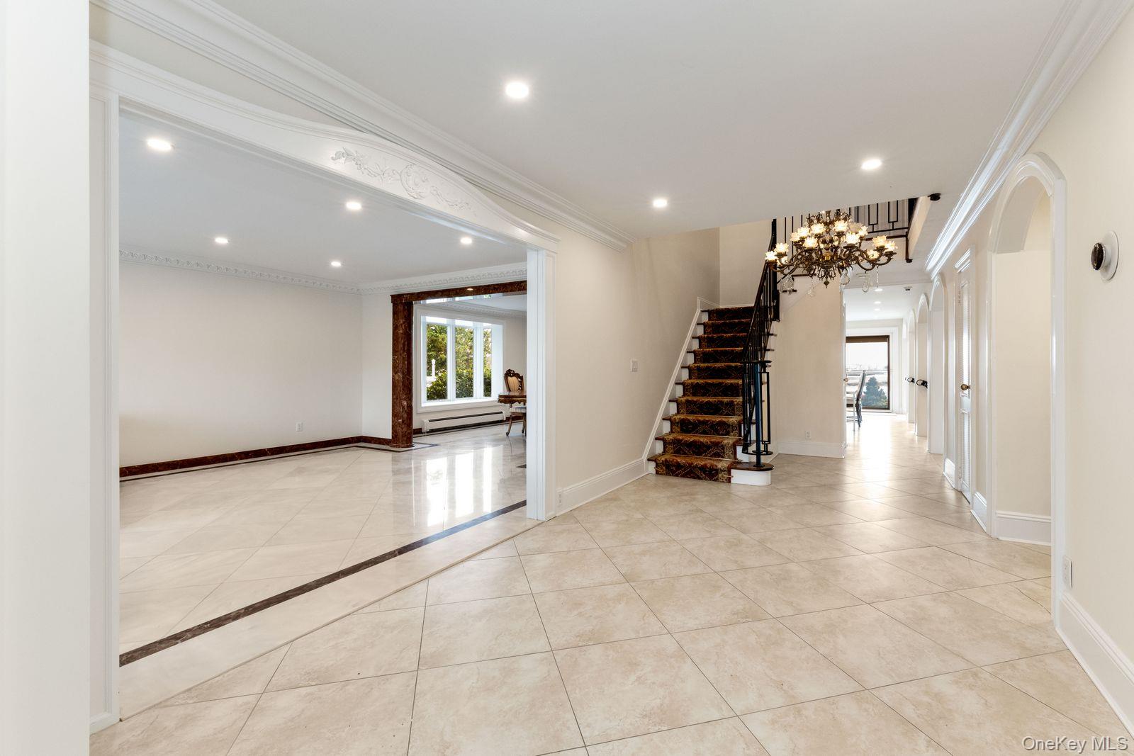 49 Harborview W – For Rent photo 2