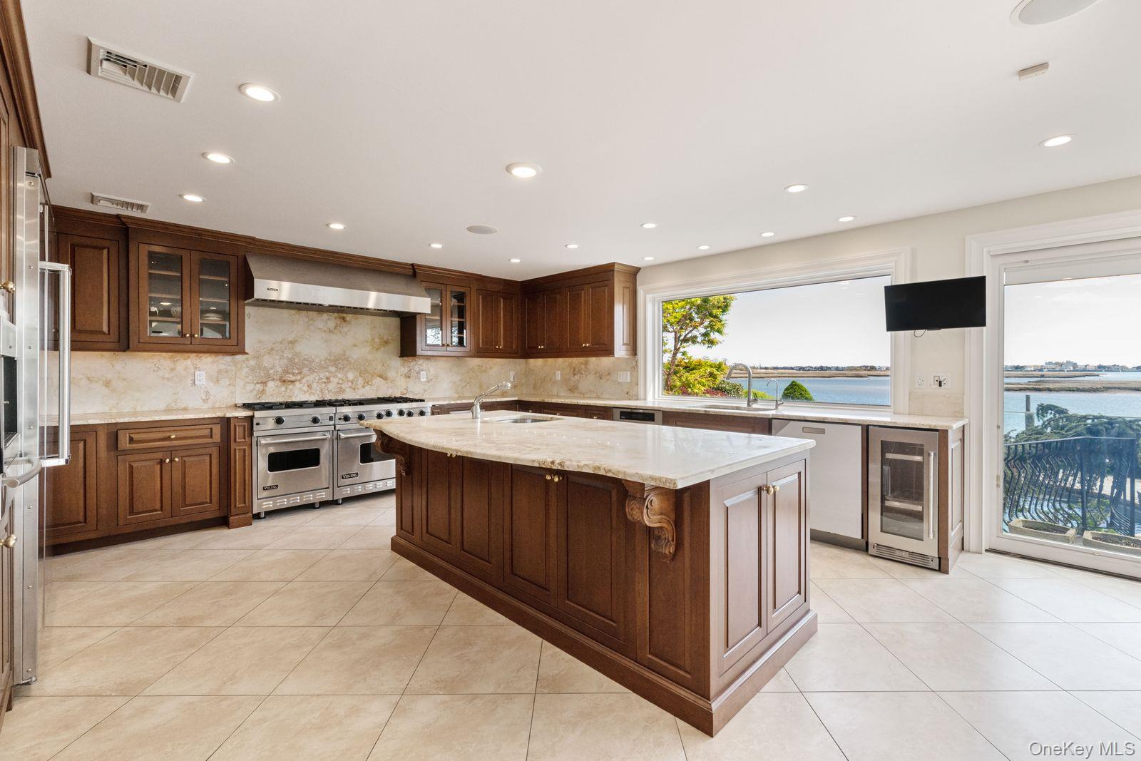 49 Harborview W – For Rent photo 17