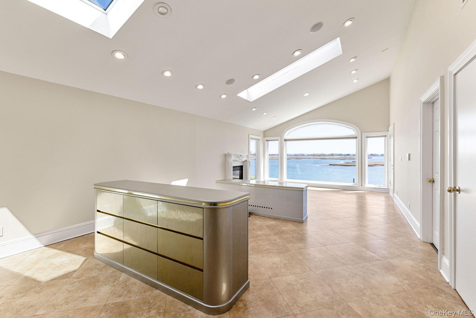 49 Harborview W – For Rent photo 10