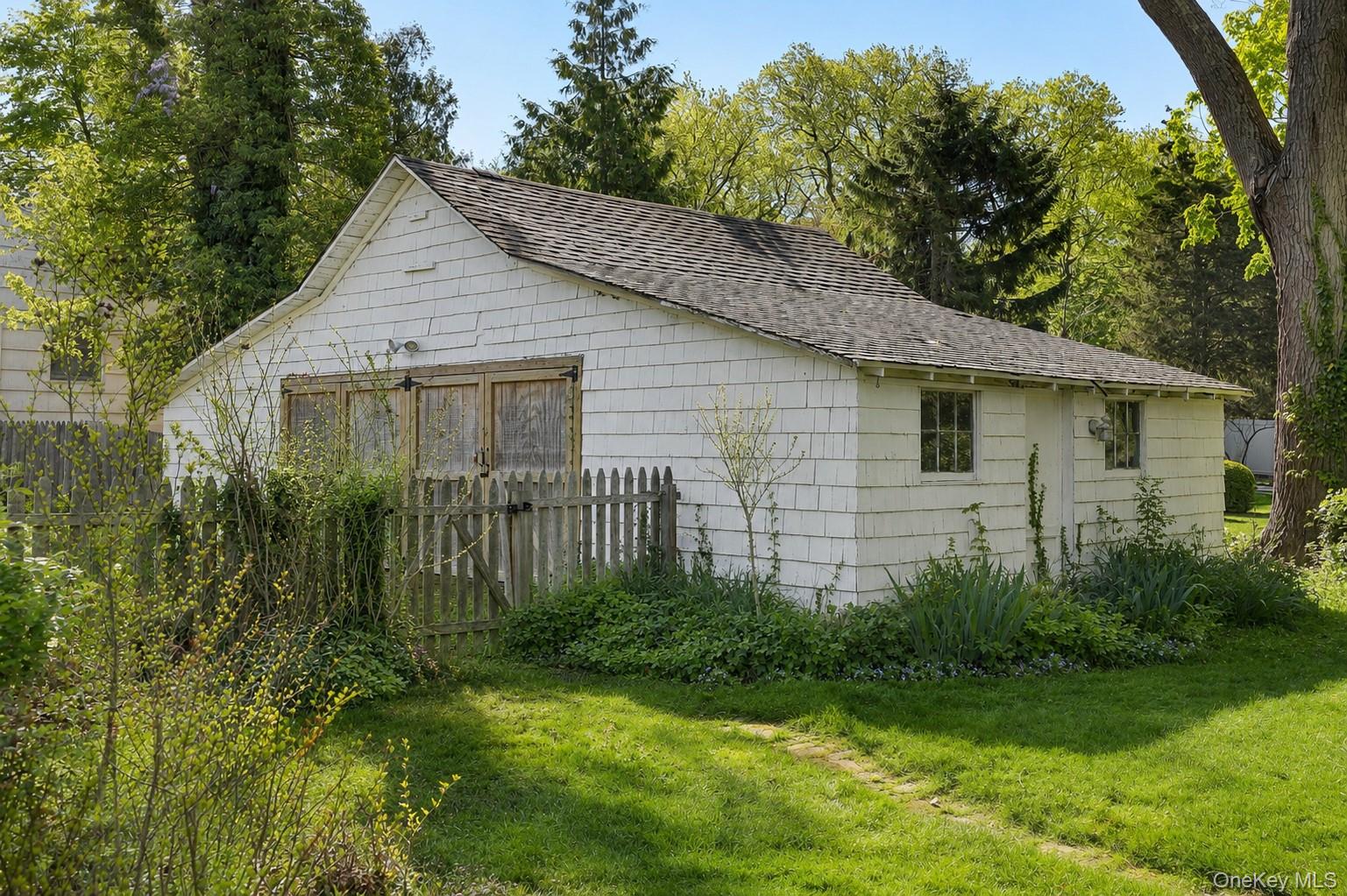 45 Shore Road – For Sale photo 31