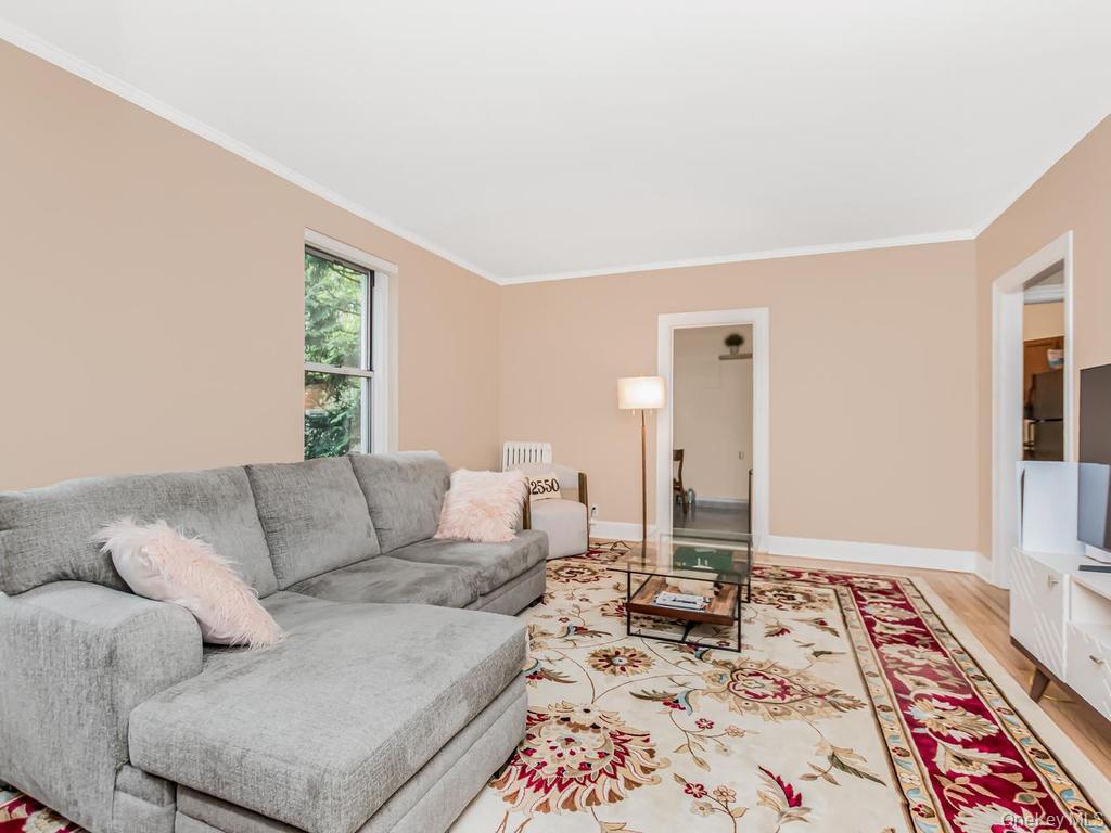472 Gramatan Avenue, Unit O2 photo 7