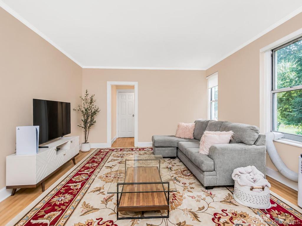 472 Gramatan Avenue, Unit O2 photo 6