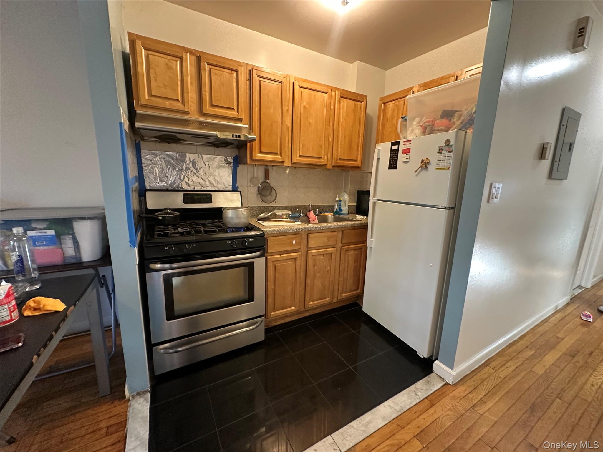 8543 Britton Avenue – For Sale photo 15