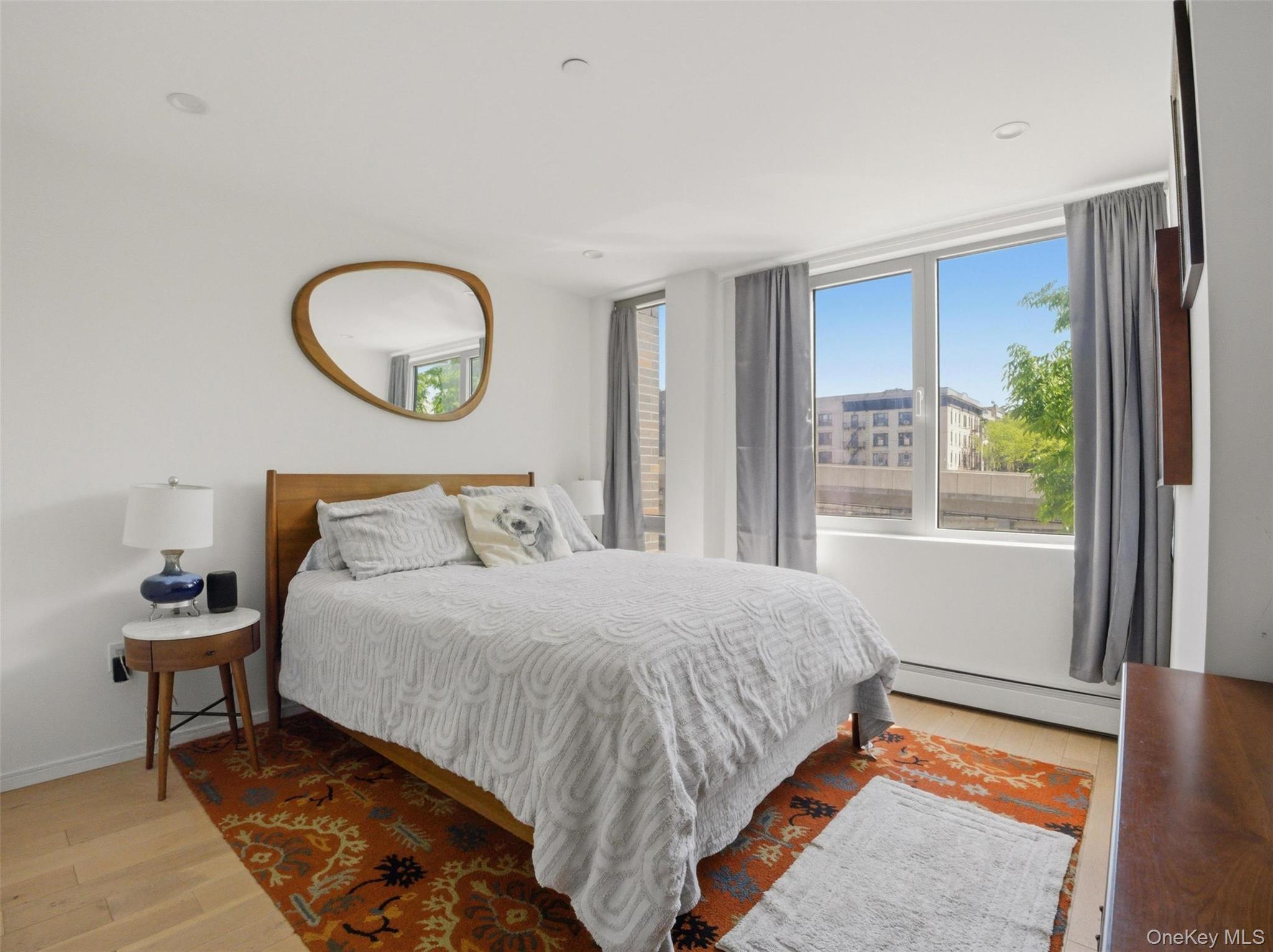 40 Pinehurst Avenue, Unit 2D photo 12