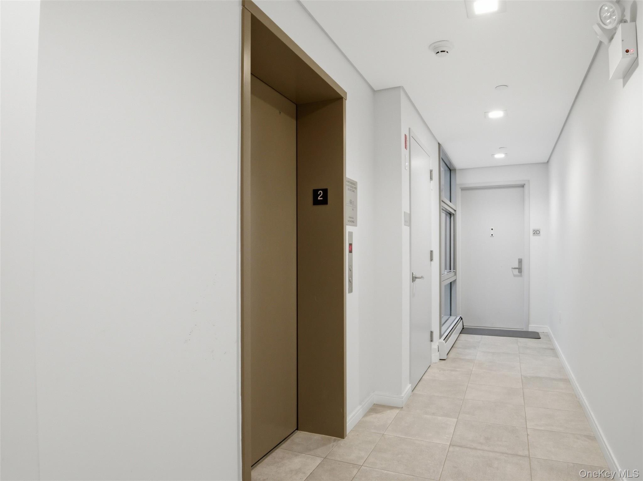 40 Pinehurst Avenue, Unit 2D photo 25
