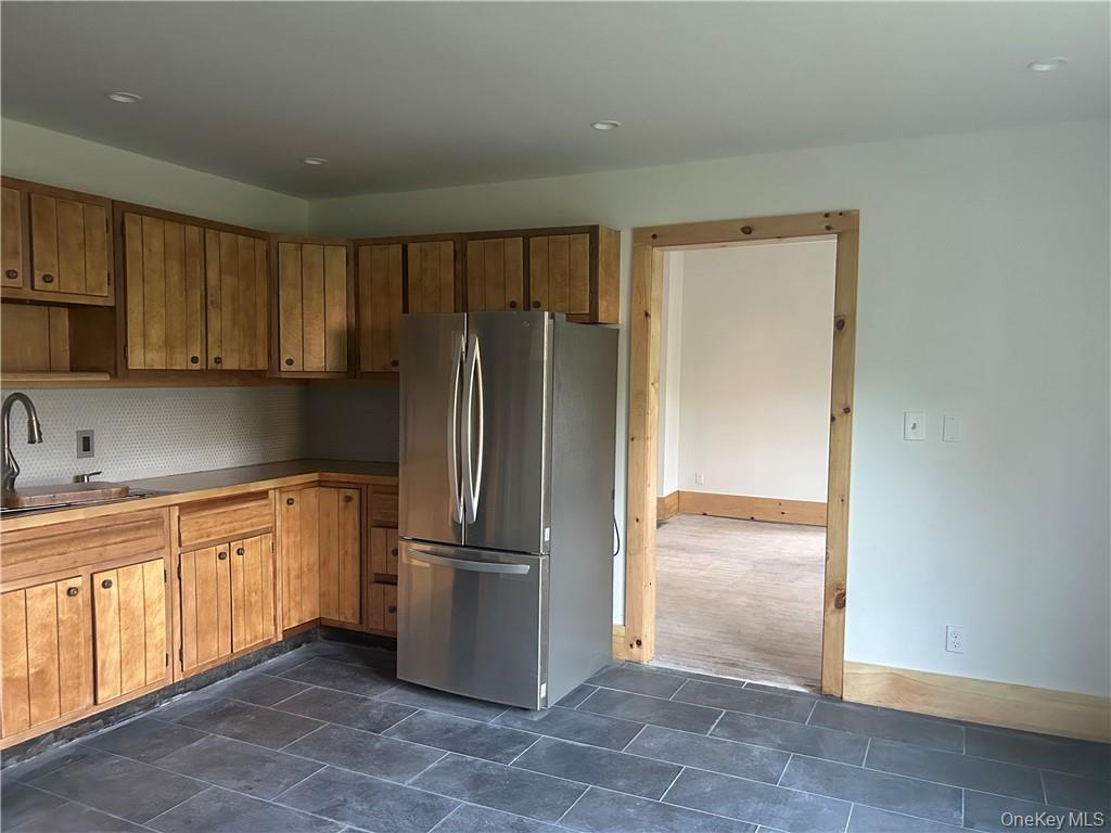 30 River Street – For Sale photo 3