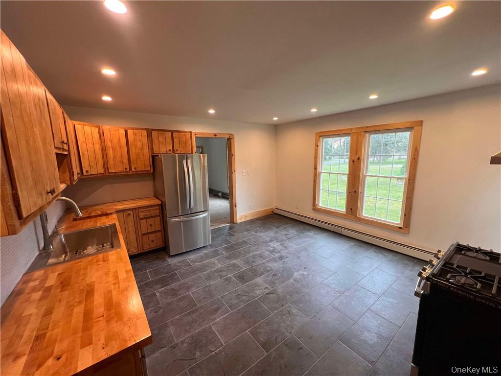 30 River Street – For Sale photo 12