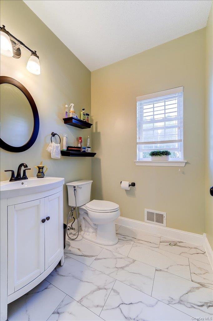 2723 Colonial Drive – For Sale photo 24