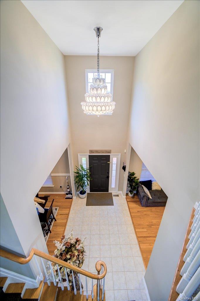 2723 Colonial Drive – For Sale photo 7