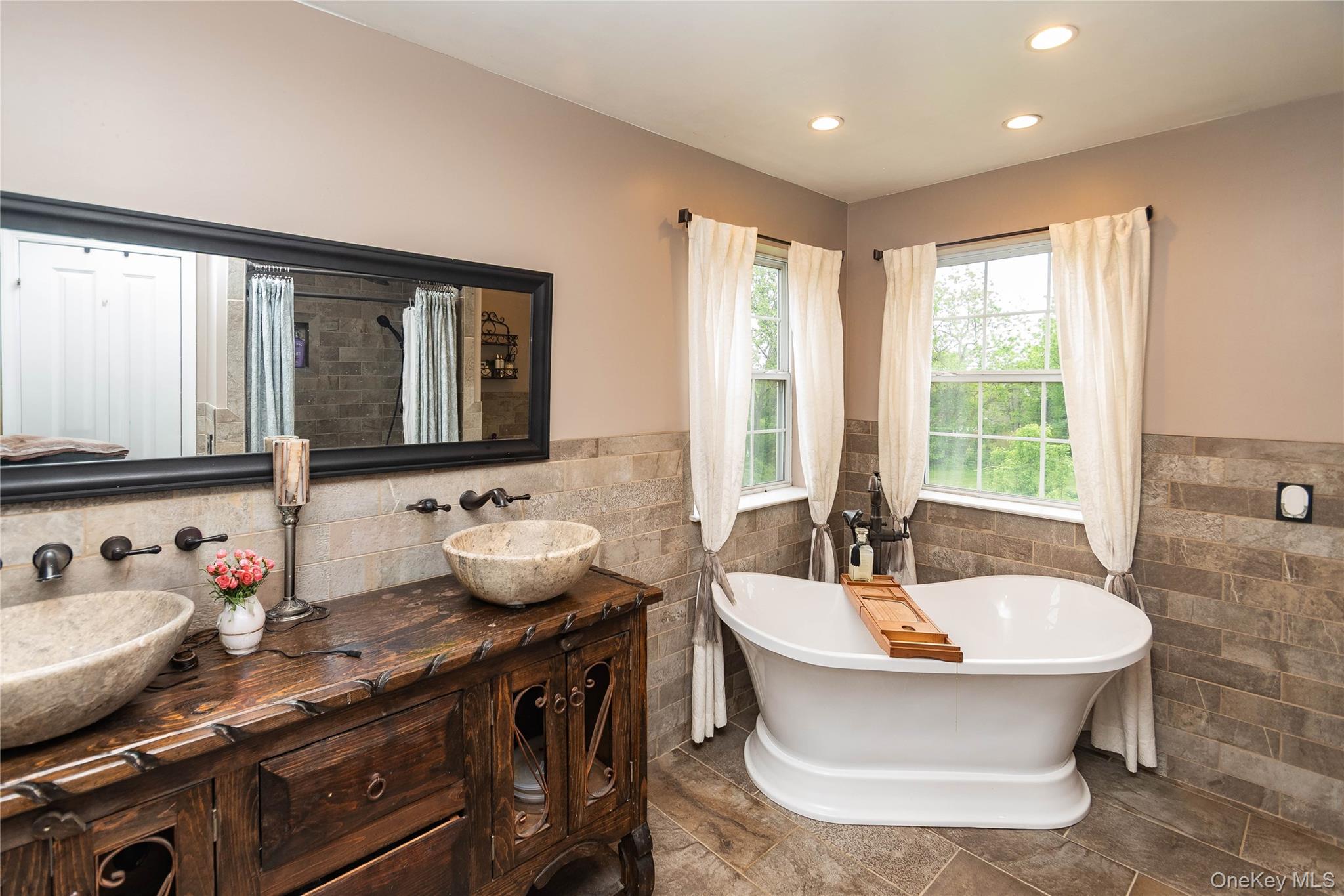 1 Starlight Path – For Sale photo 23