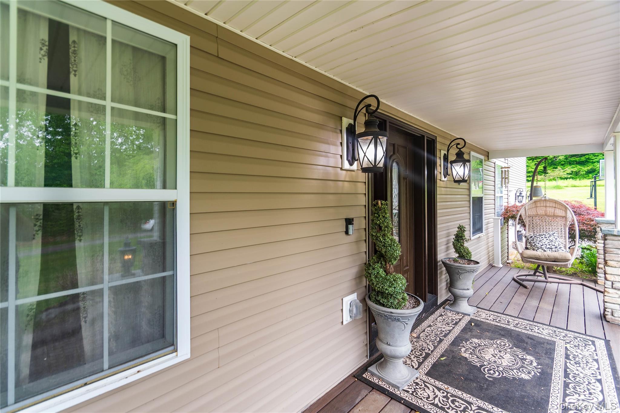 1 Starlight Path – For Sale photo 3