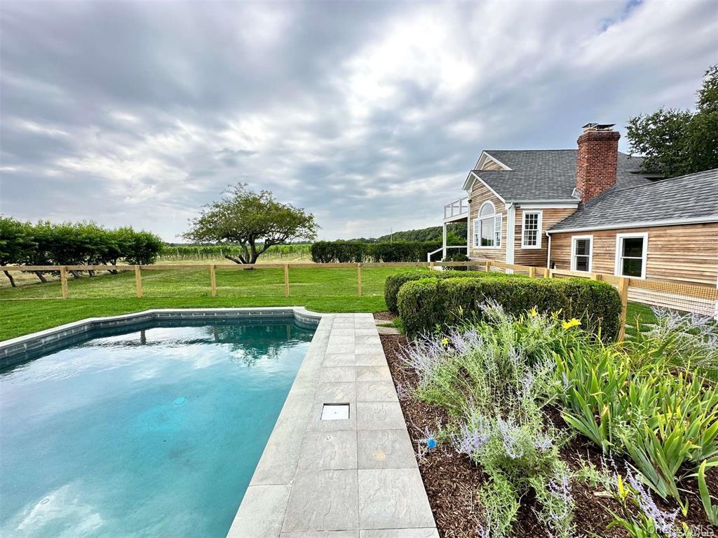 4782 Alvah’s Lane – For Rent photo 2
