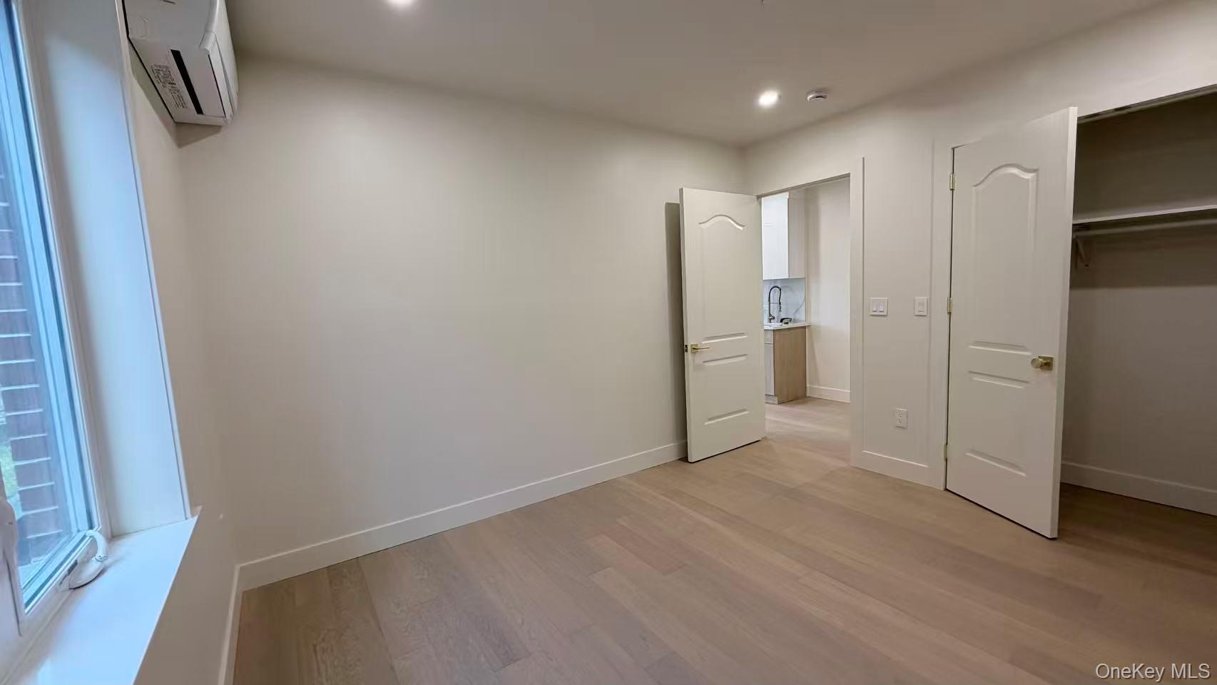 52-43 72nd Place – For Sale photo 11