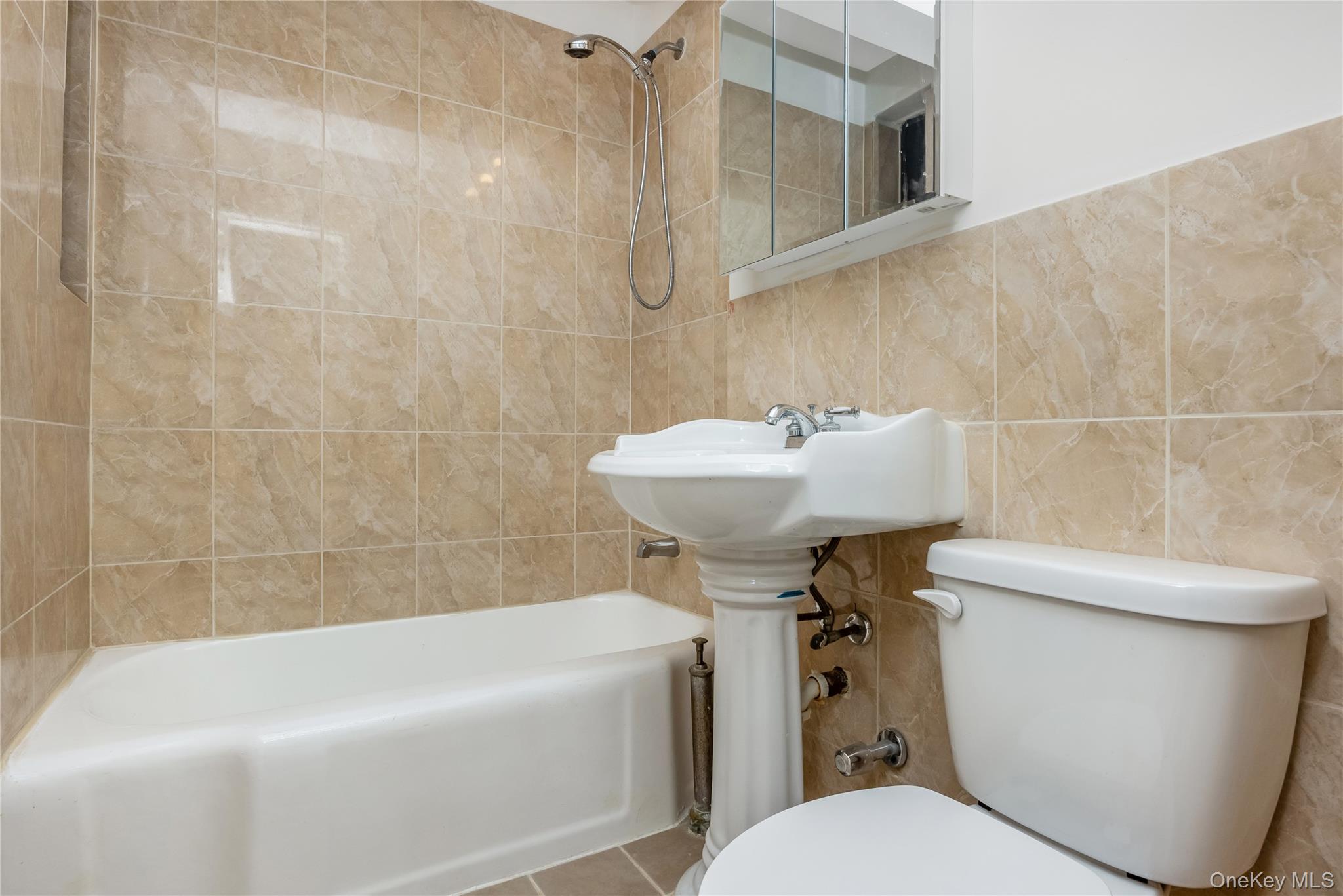 150-10 71st Avenue, Unit 2K photo 13