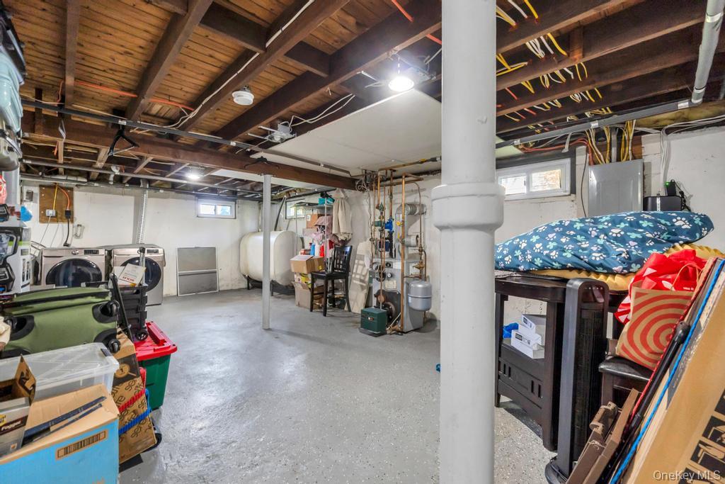 259 N Rutherford Avenue – For Sale photo 24