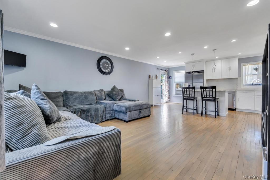259 N Rutherford Avenue – For Sale photo 9