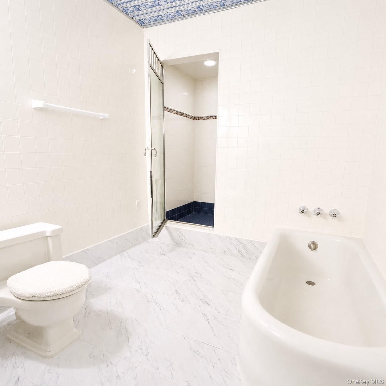 130 E Cedar Street – For Sale photo 17