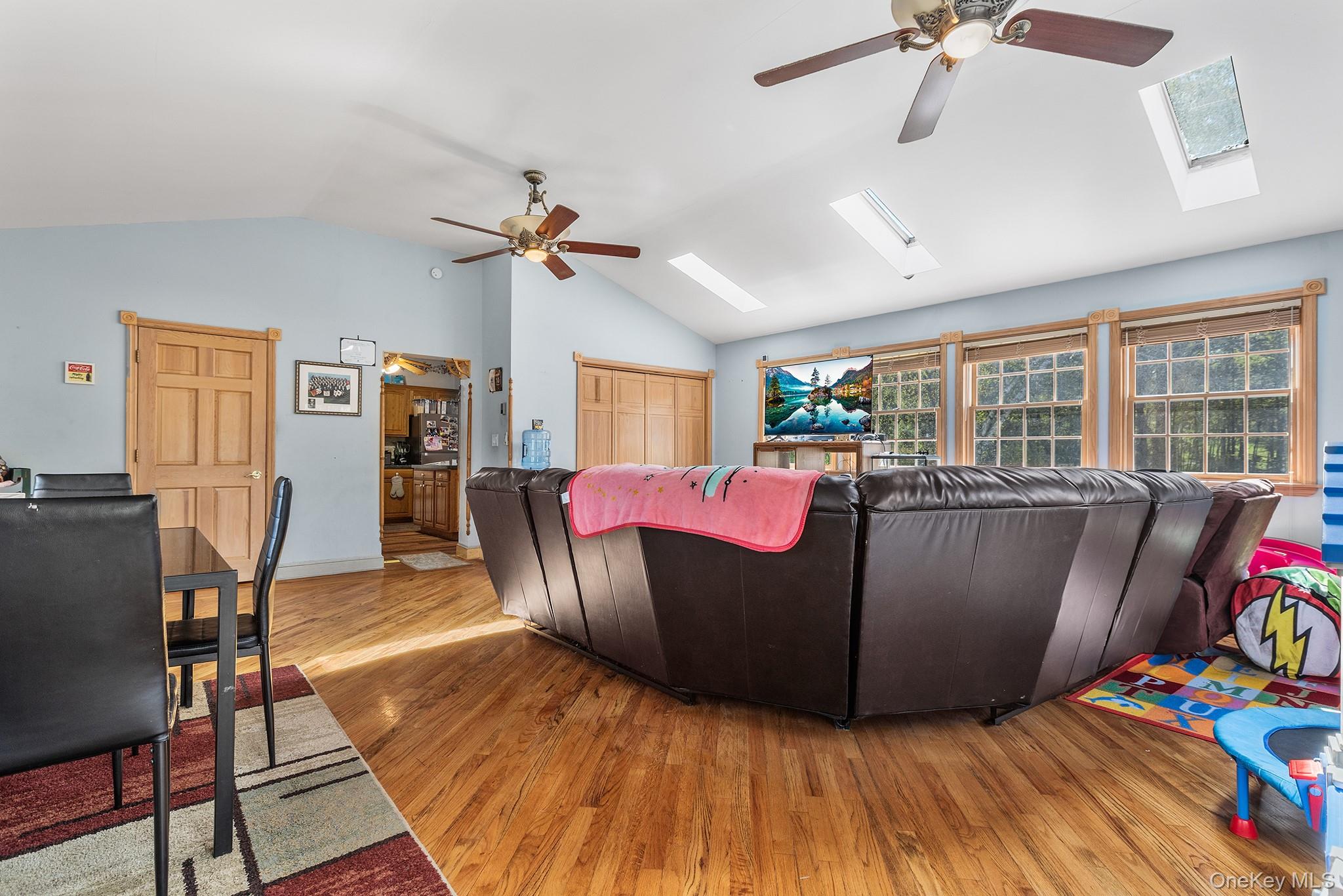 43 Taylor Road – For Sale photo 13
