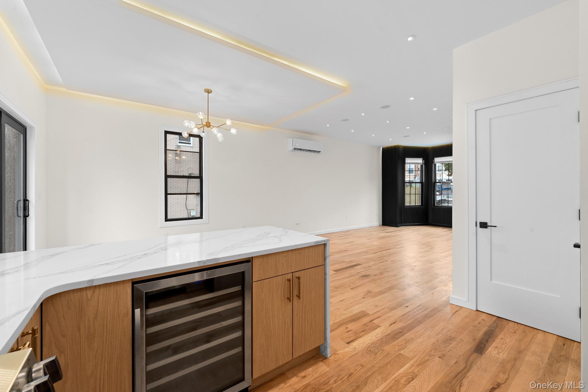 230 Sunnyside Avenue – For Sale photo 4