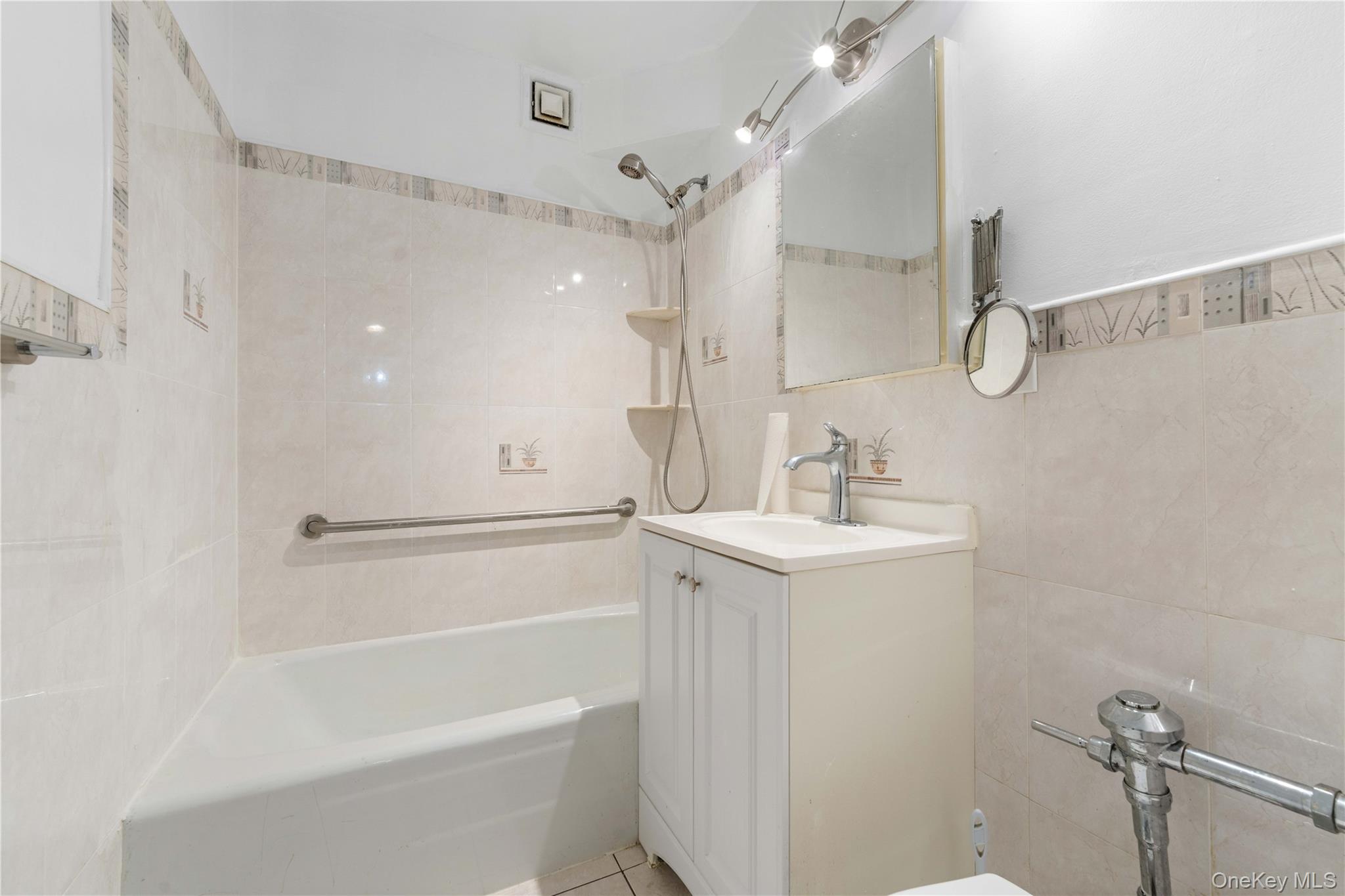 42-65 Kissena Boulevard, Unit 511 photo 5