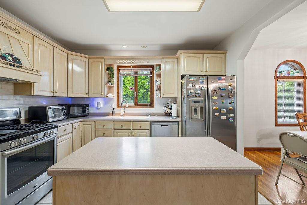 289 Seven Springs Mountain Road – For Sale photo 7