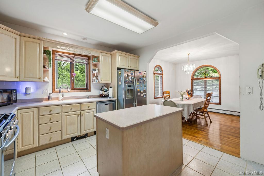 289 Seven Springs Mountain Road – For Sale photo 8