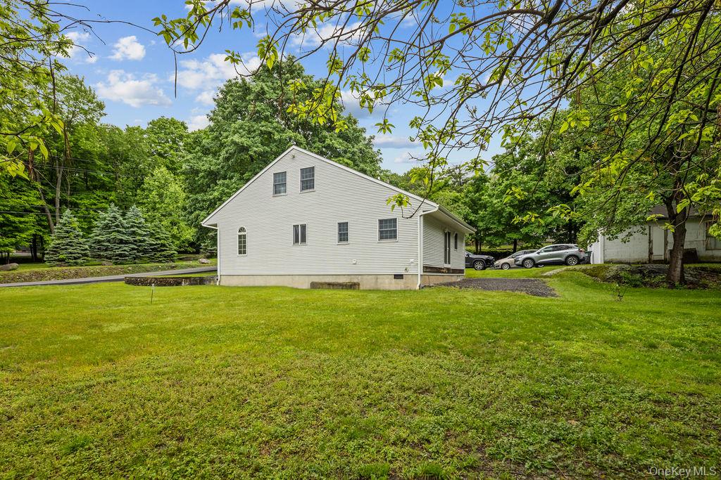289 Seven Springs Mountain Road – For Sale photo 24