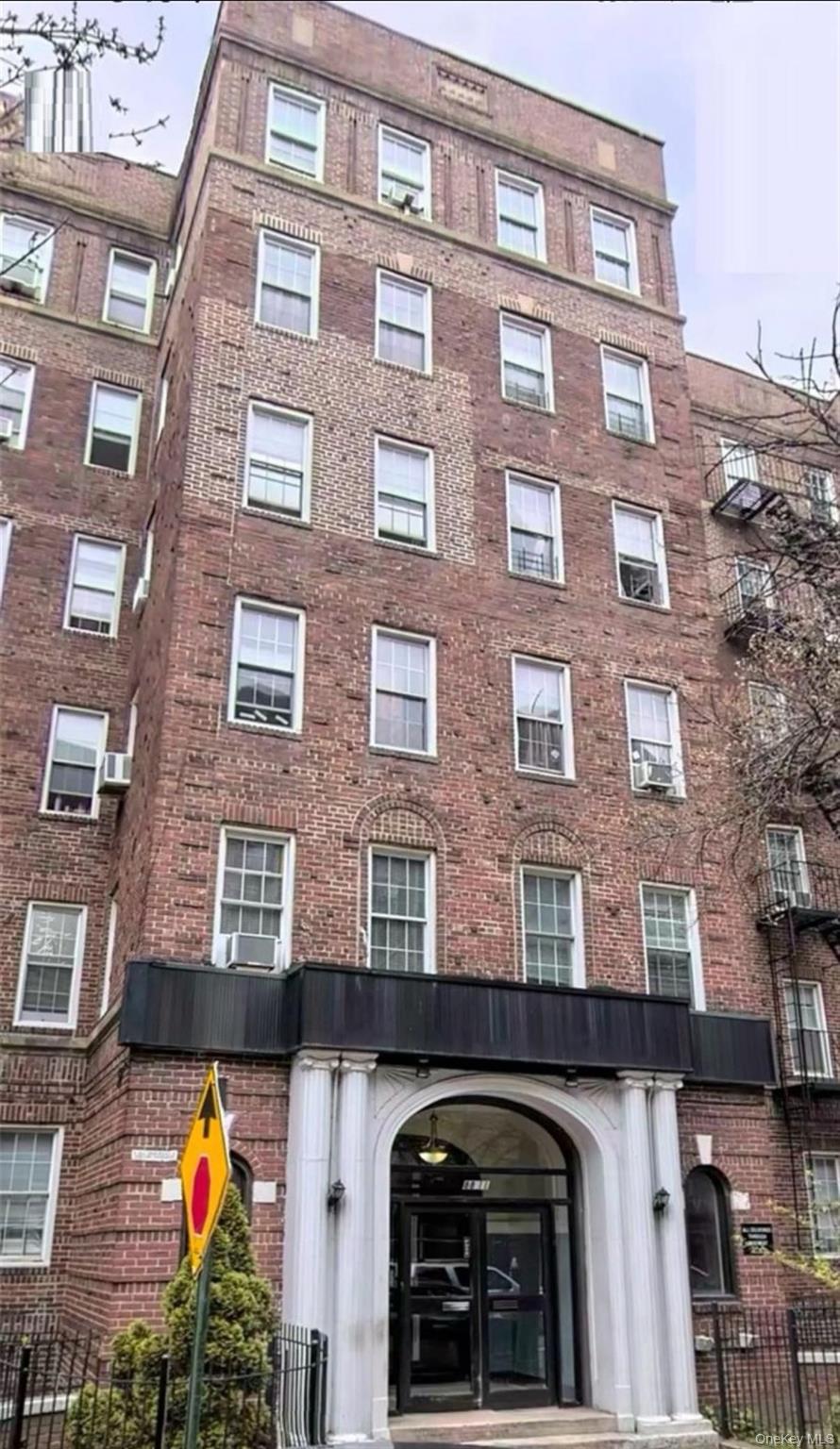 8811 Elmhurst Avenue, Unit B12