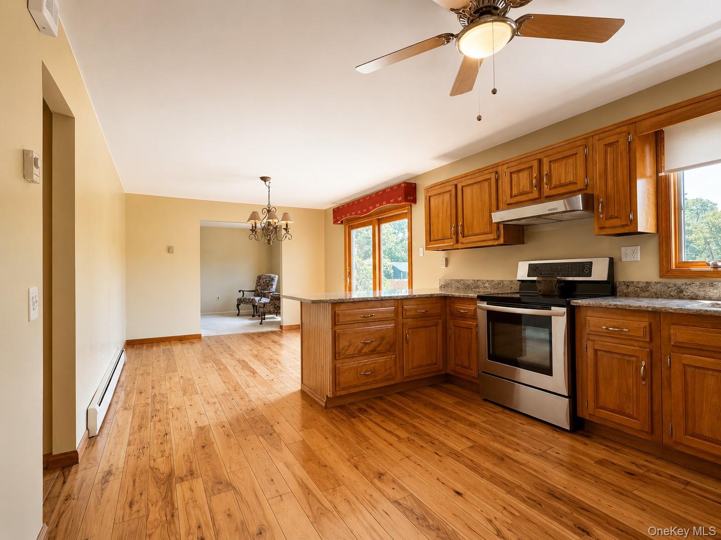 6 Roberts Lane – For Sale photo 14