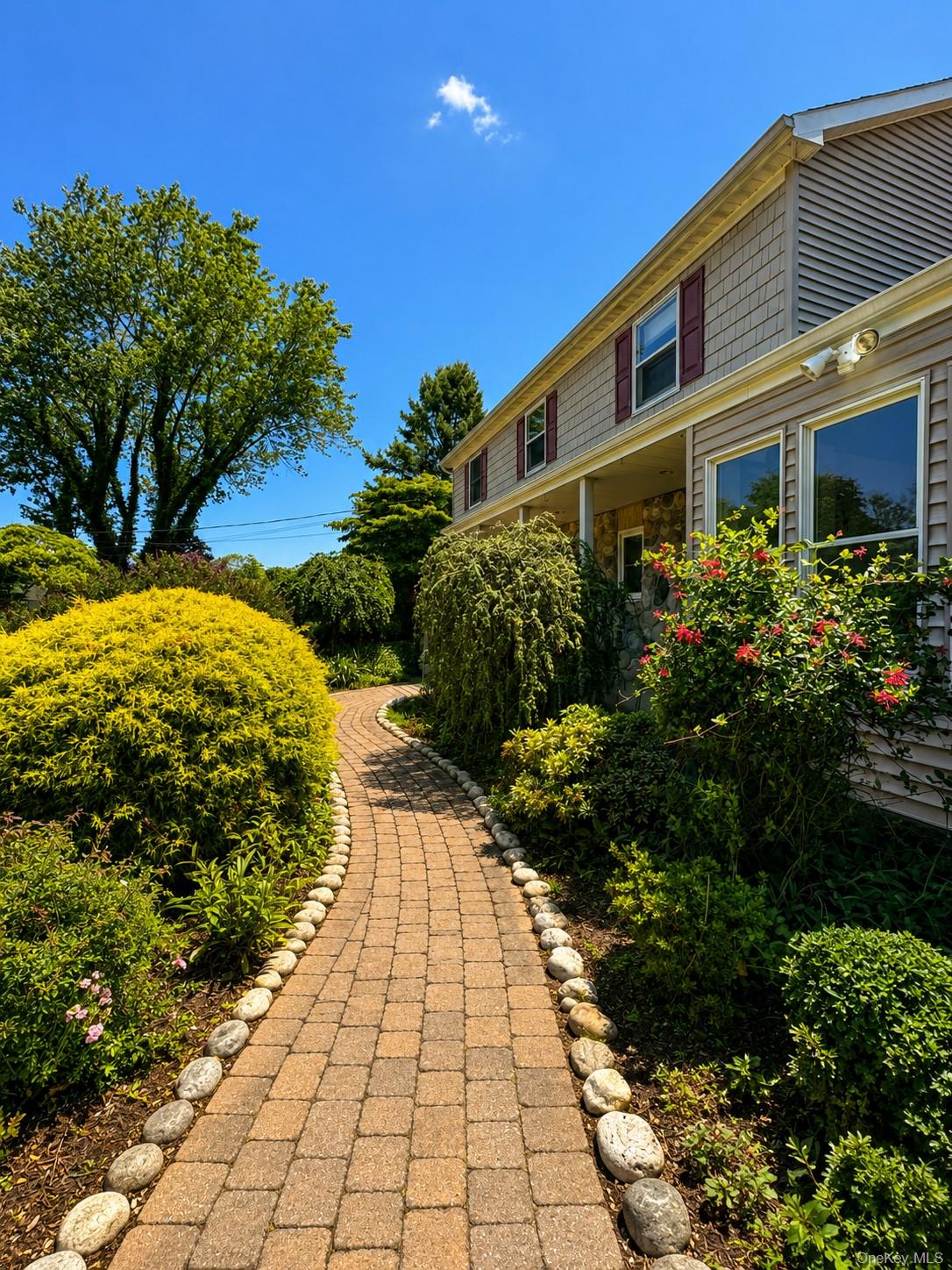 6 Roberts Lane – For Sale photo 5