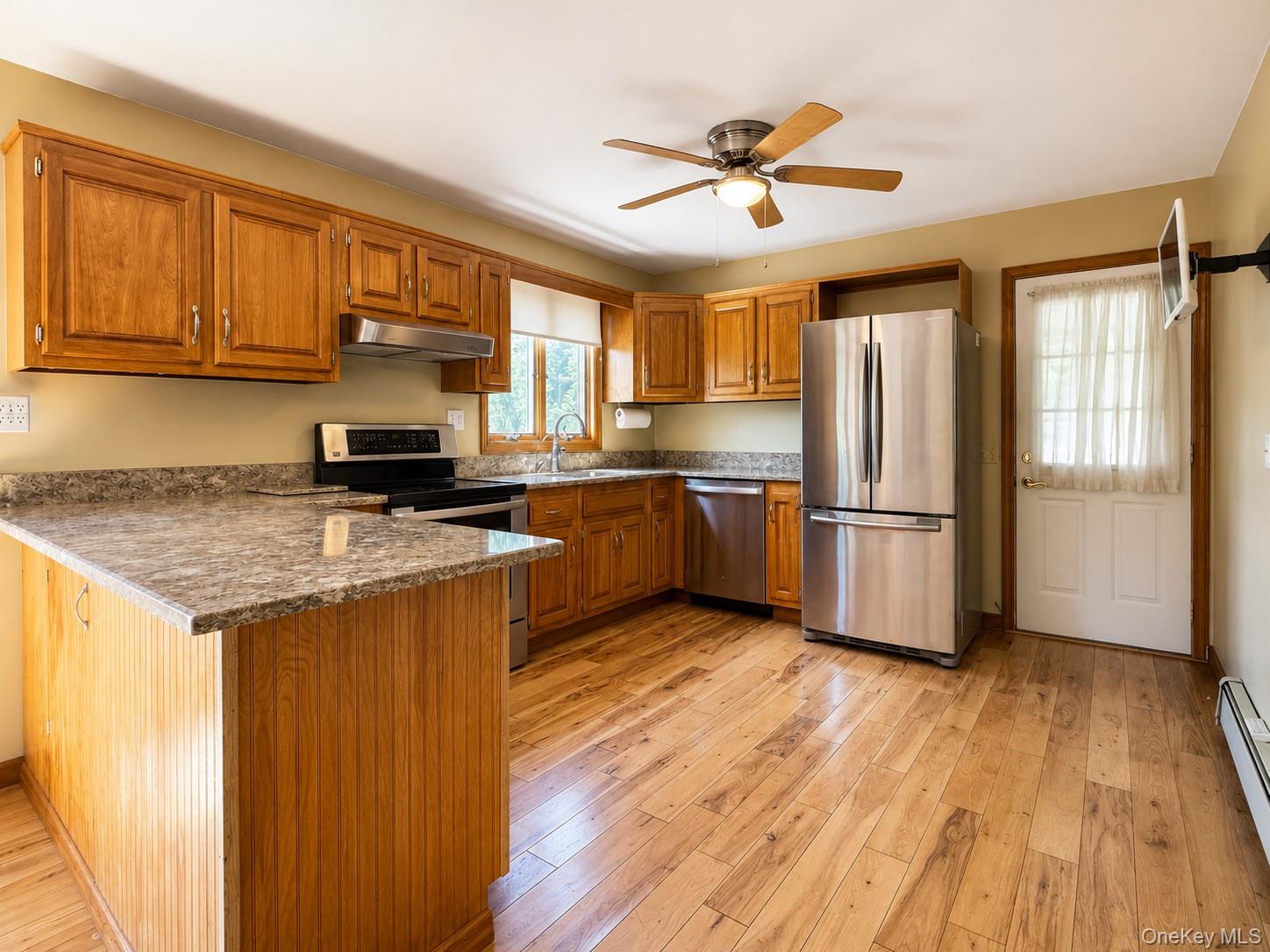 6 Roberts Lane – For Sale photo 16