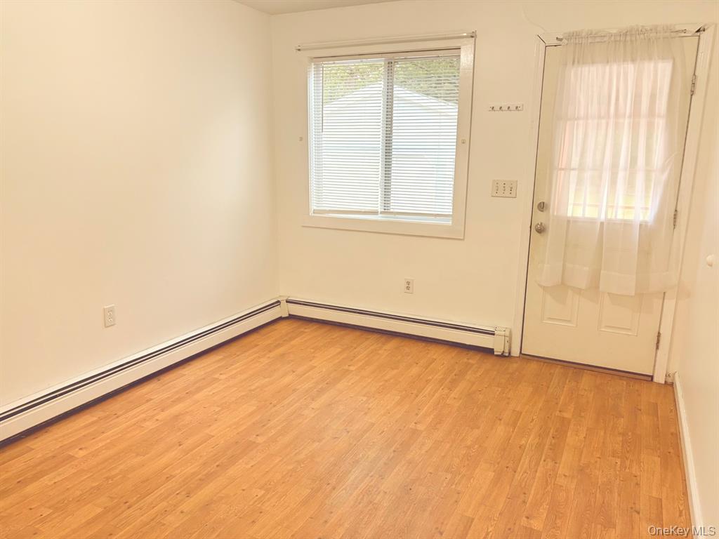 48 Eleanor Avenue – For Rent photo 3